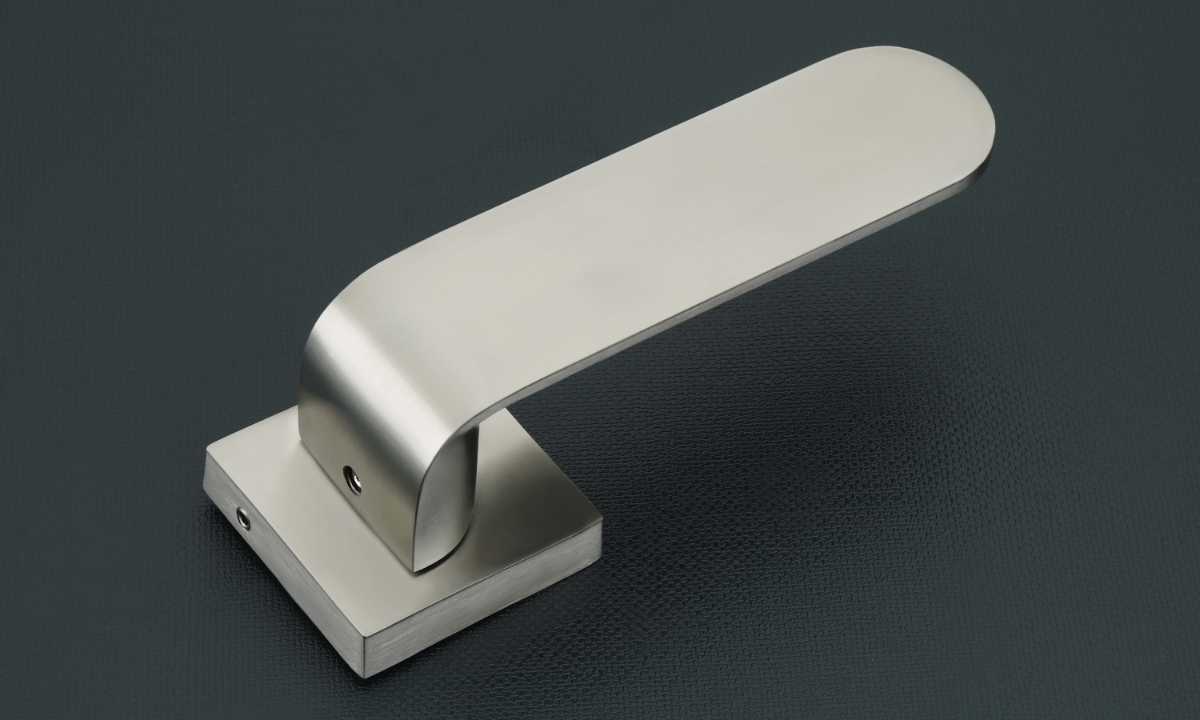Handle
